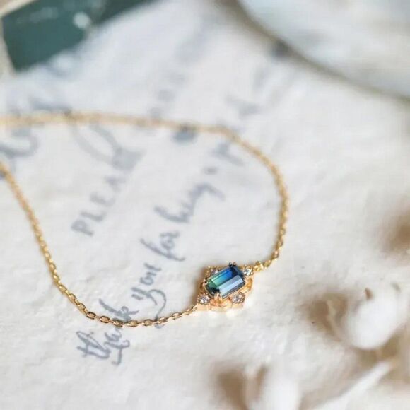 Vintage Style Sterling Silver Bracelet Blue Dainty Gold Chain with Blue Stone - Picture 5 of 6